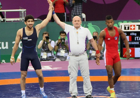 Azerbaijani Olympic champion claims gold at Baku 2015 - PHOTOS